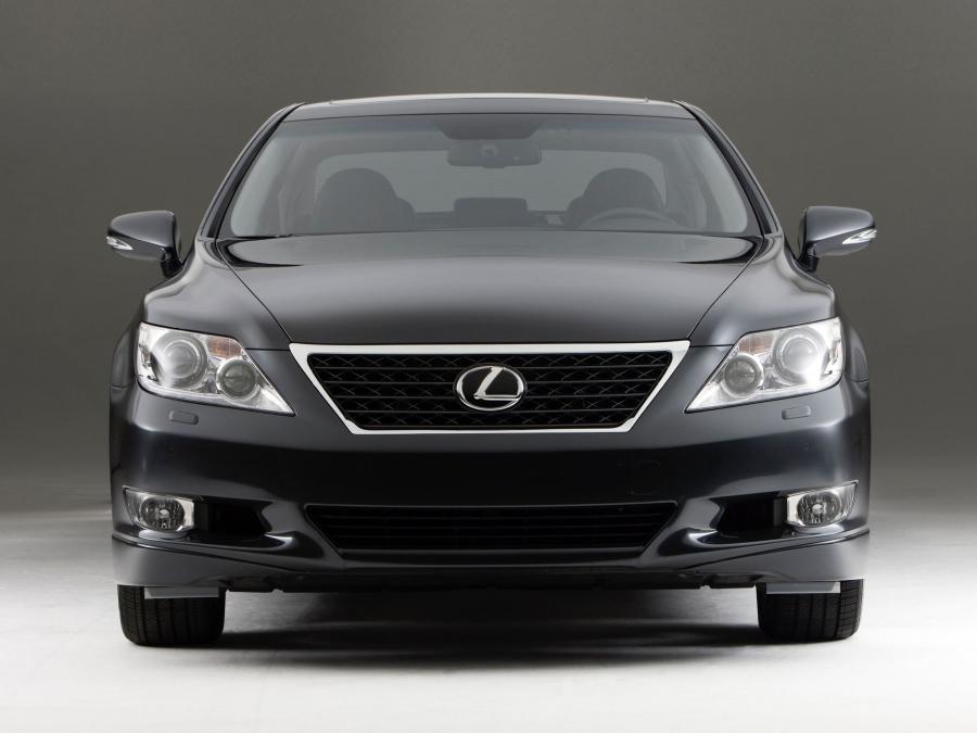  Lexus LS460 Touring Edition 2011 года  (фото 6 из 9)